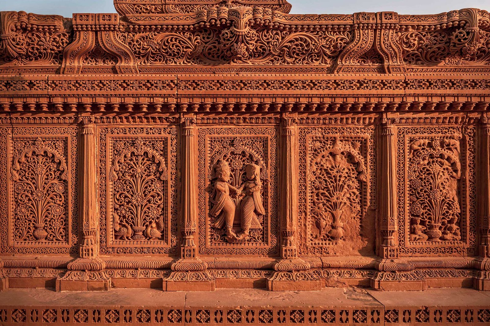 Royal-Chhatardis2